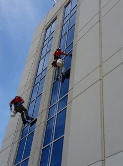 Pennsylvania commercial window cleaning