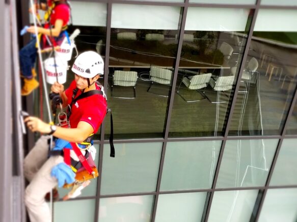 Pittsburgh Commercial Window Cleaning